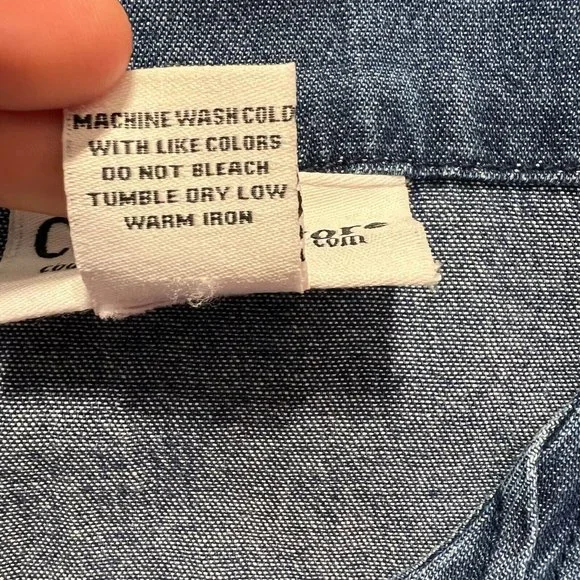 Country Store Denim Dress Large Blue Embroidered Floral Pintucked Knee Length - Picture 7 of 7